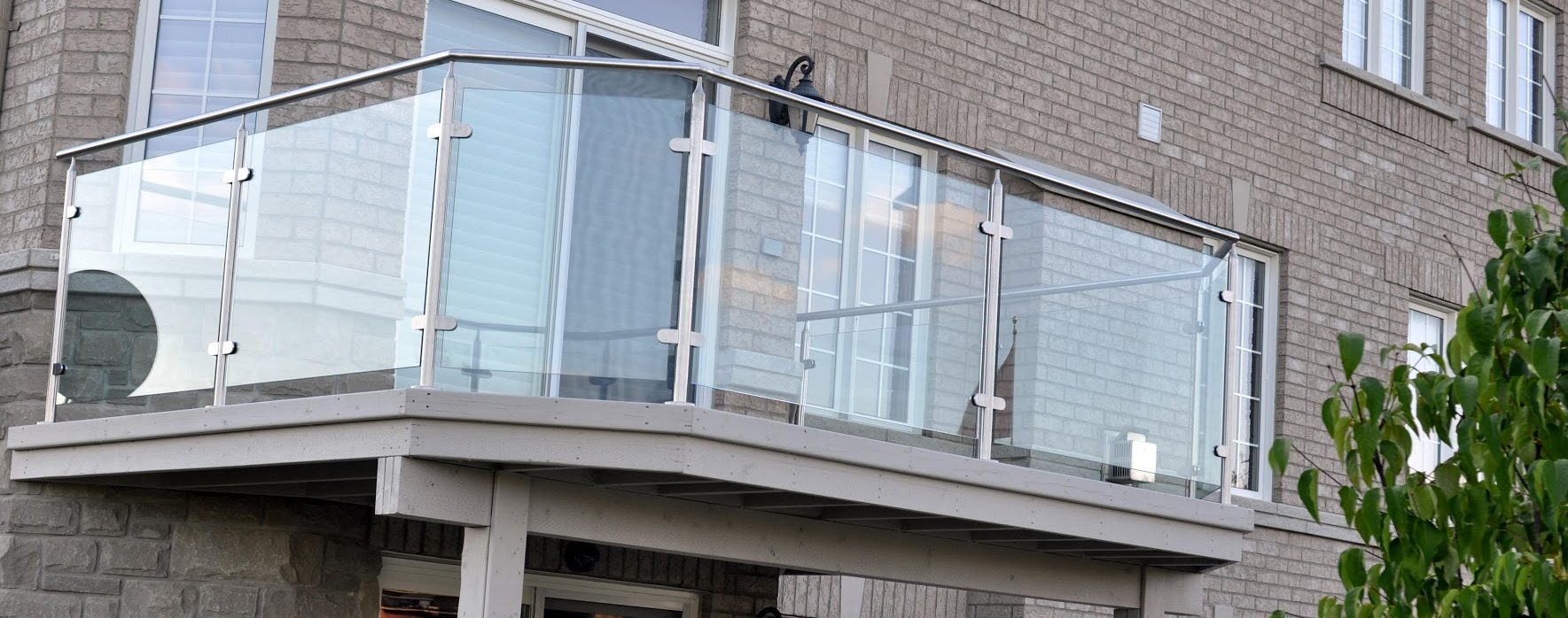 outdoor glass balustrade systems
