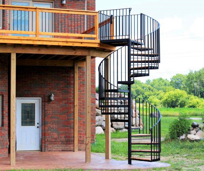 How to Choose the Right Staircase Railing?